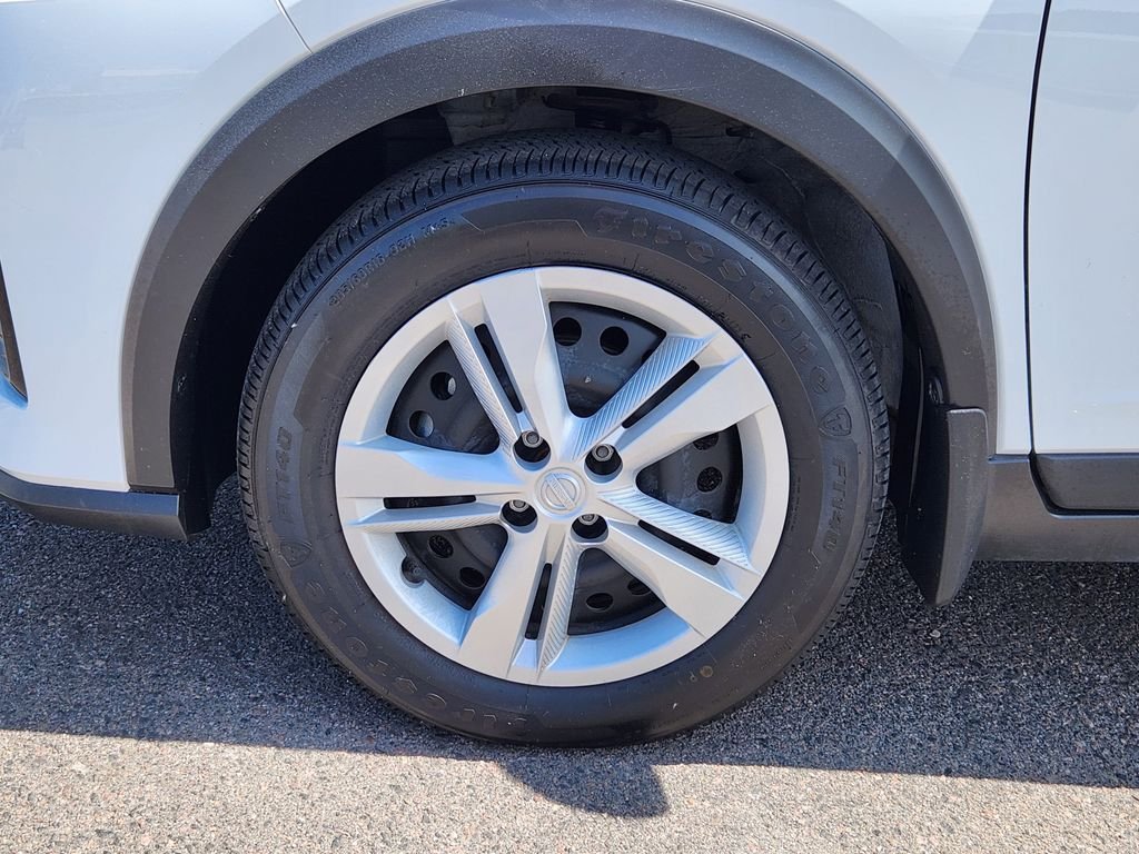 Certified Used 2024 White Nissan S image 9