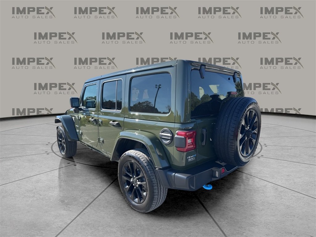 2024 Jeep Wrangler Sahara 4xe photo 3