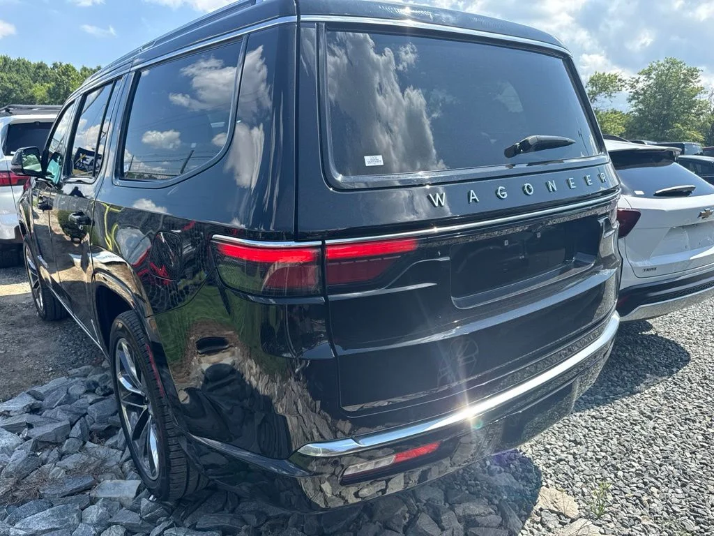 Used 2025 Black Jeep Series III image 6
