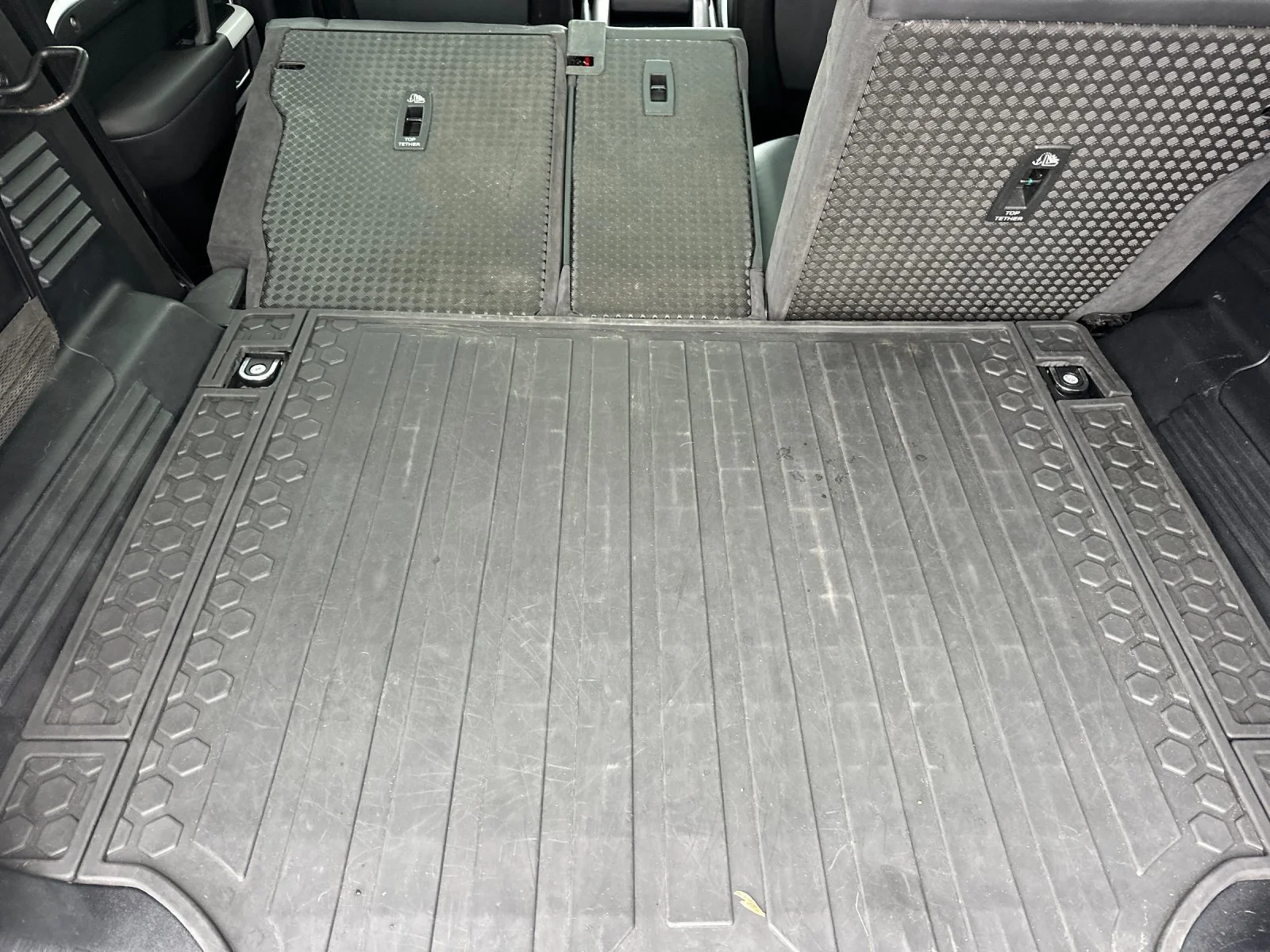 Used 2020  Land Rover  image 17