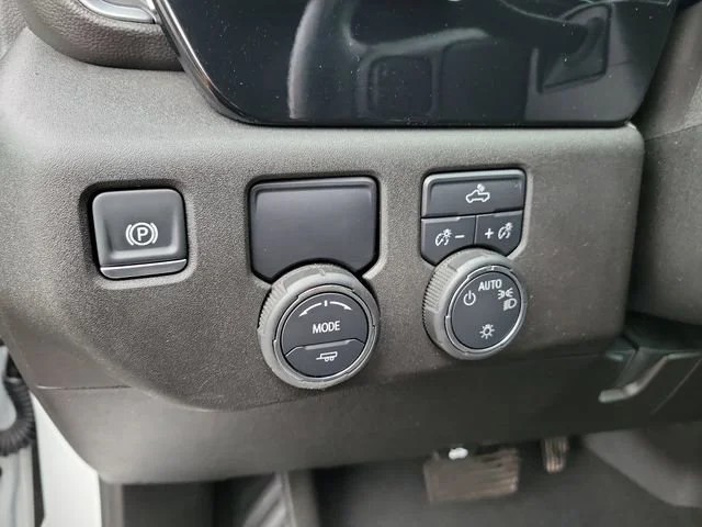 2025 Chevrolet Silverado 1500 LT - Photo 21