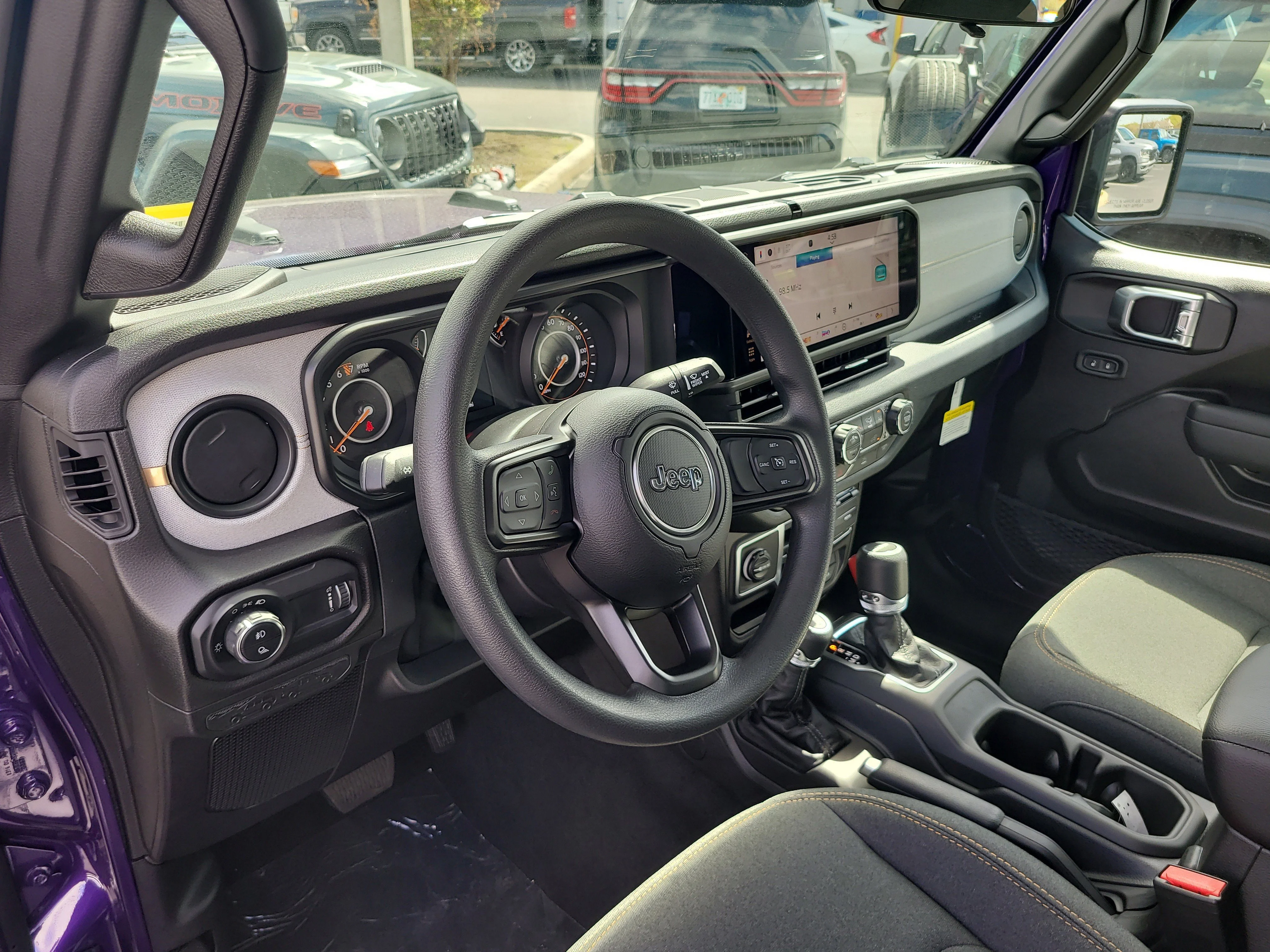 New 2026 Reign Jeep Sport image 14