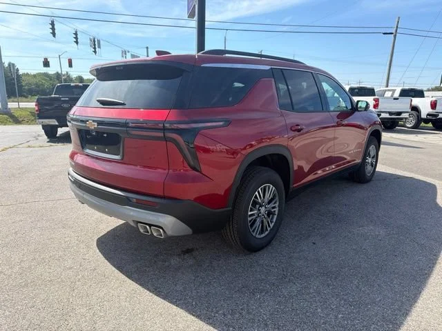 2027 Chevrolet Traverse LT - Photo 6