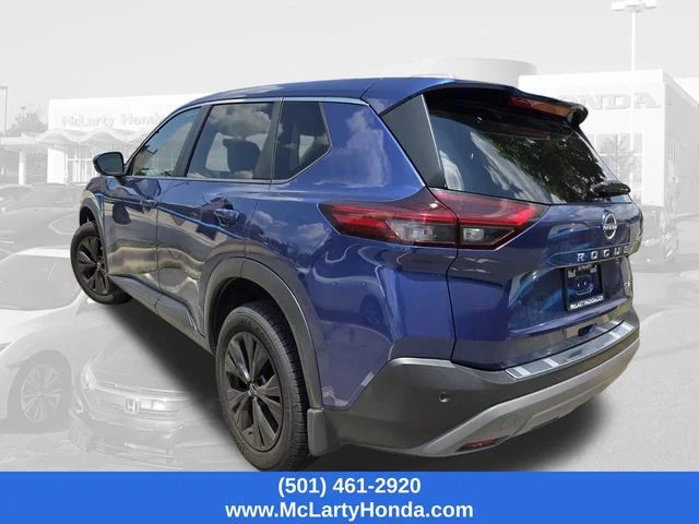 Used 2023 Caspian Blue Metallic Nissan SV image 2