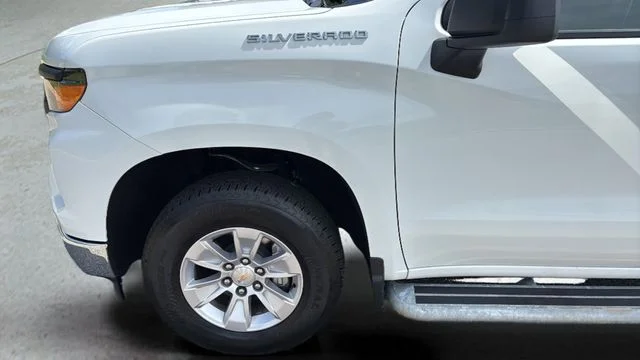 Used 2025 White Chevrolet WT image 32