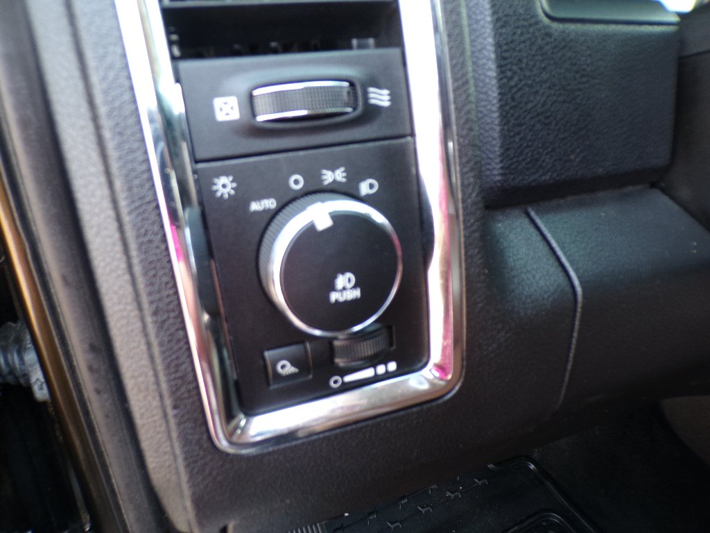 Used 2013 Black Gold Pearlcoat Ram Laramie Longhorn image 23