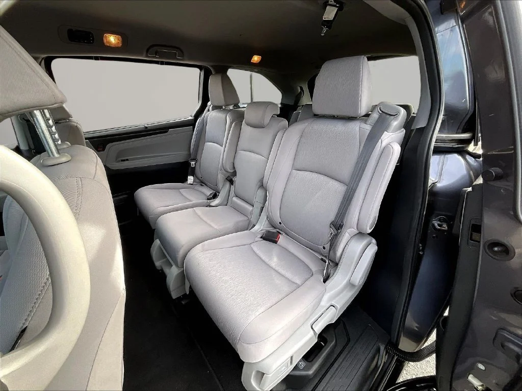 Used 2020  Honda EX image 23