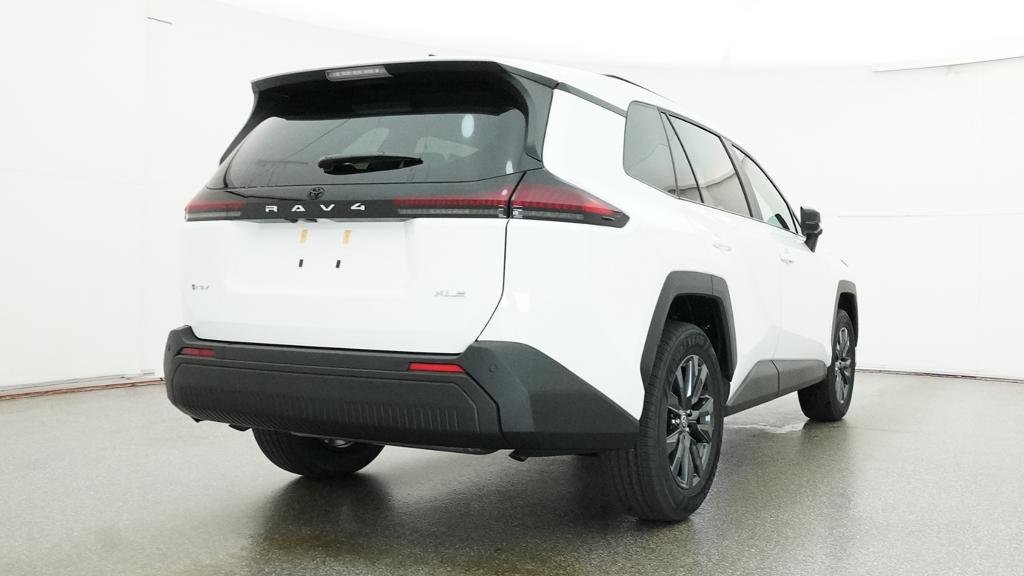 New 2026 Ice Cap Toyota XLE Premium image 65
