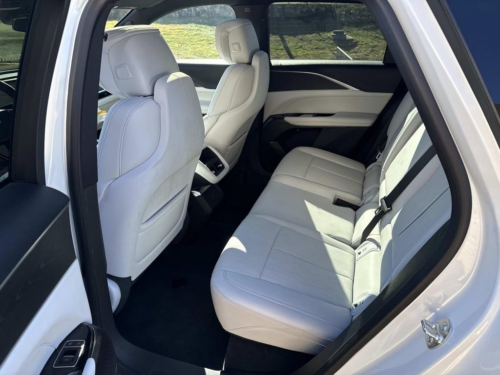 New 2025 Crystal White Tricoat Cadillac Luxury 1 image 17