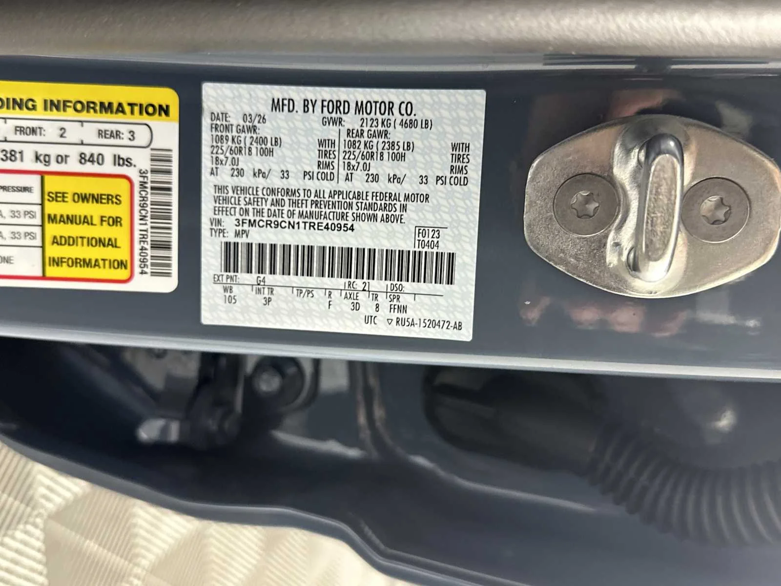 New 2026 Azure Gray Metallic Tri-Coat Ford Outer Banks image 35