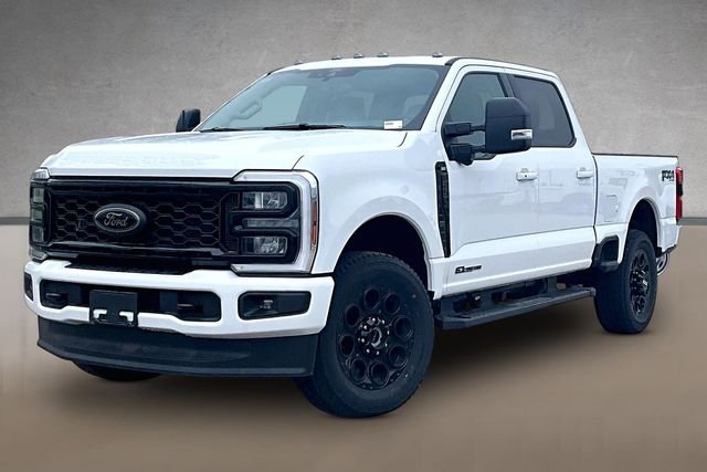 New 2026 Oxford White Ford XLT image 1