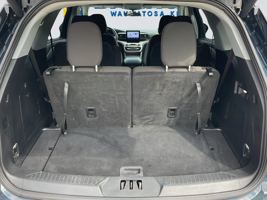 Used 2023 Blue Ford XLT image 36