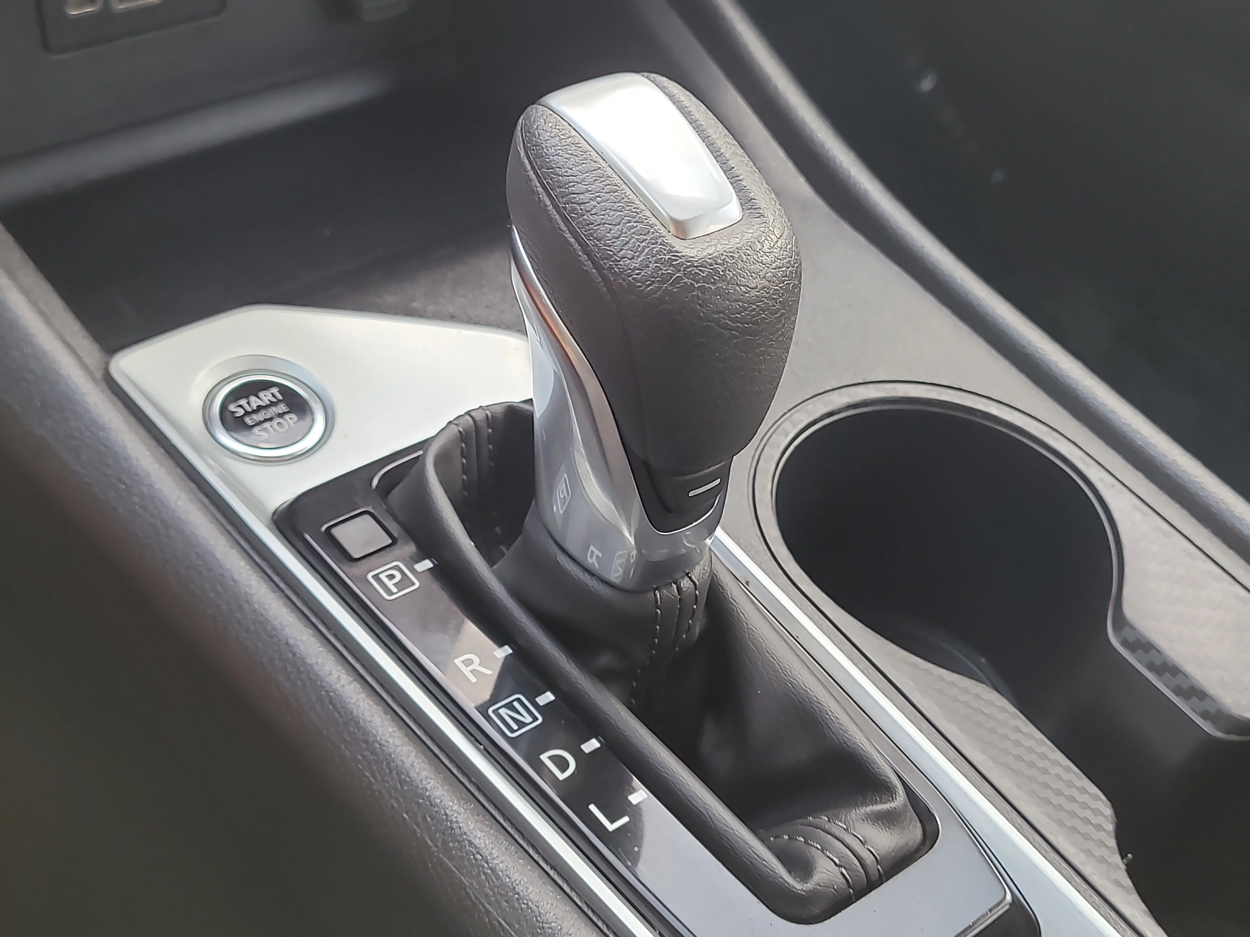 Used 2025 Gun Metallic Nissan SV image 25