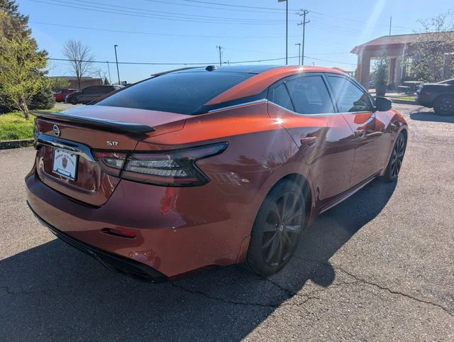 Used 2019 Orange Nissan Platinum image 6