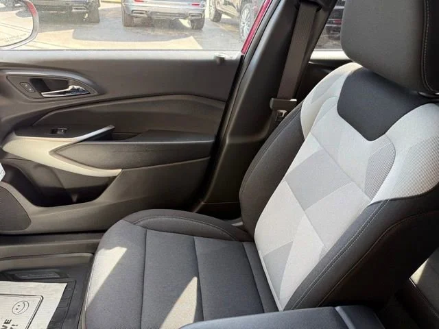 2026 Chevrolet Trax RS - Photo 25