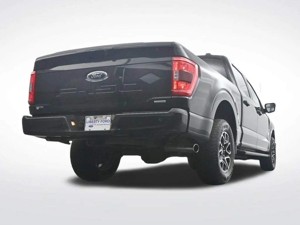 Used 2023 Black Ford XLT image 44