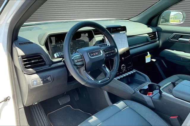 2026 GMC Terrain AT4 - Photo 7