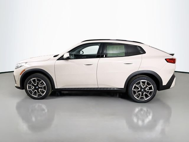 Used 2026 Beige BMW xDrive28i image 4