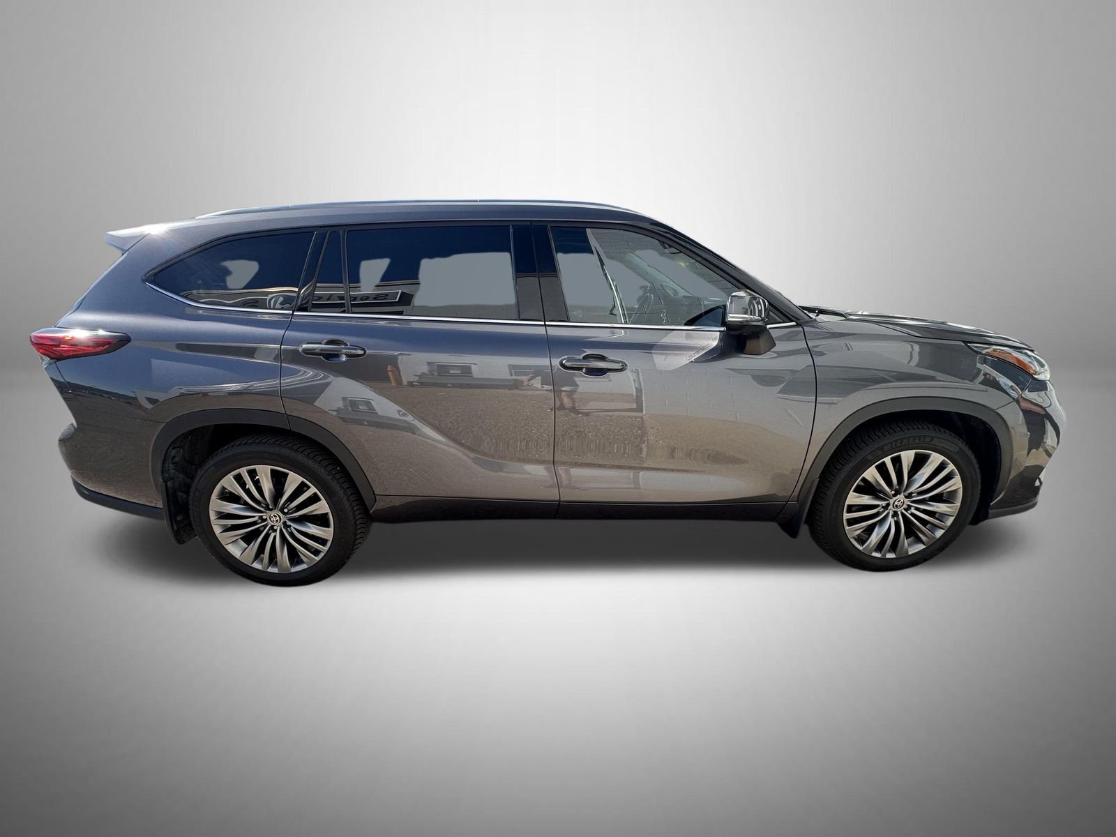 Used 2022 Gray Toyota Platinum image 1