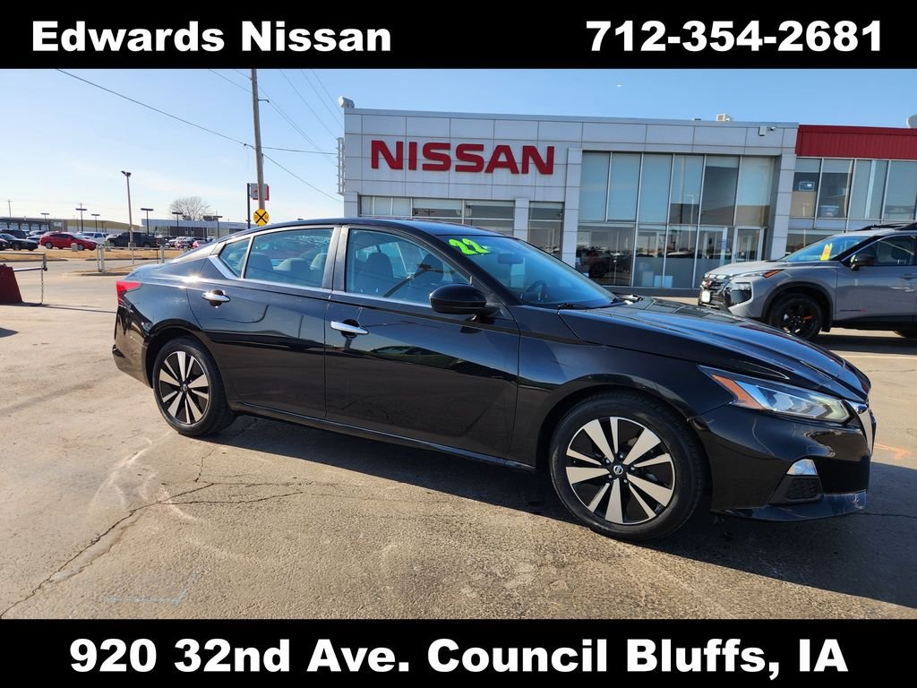 2022 Nissan Altima SV