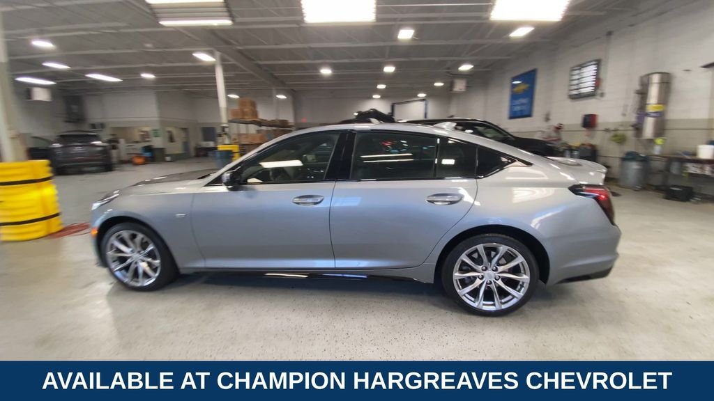 Used 2023 Silver Metallic Cadillac Sport image 7