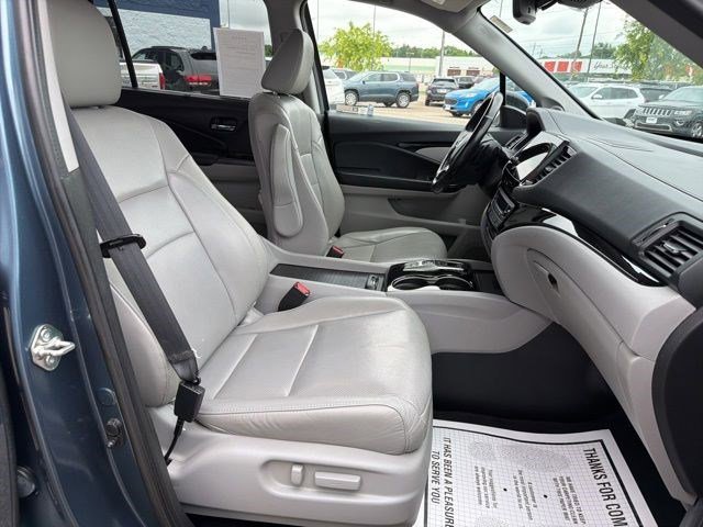 Used 2019 Steel Sapphire Metallic Honda Elite image 22