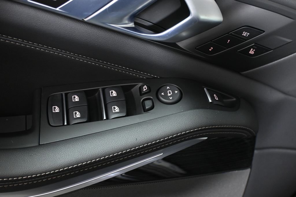 New 2026 Black Sapphire Metallic BMW xDrive40i image 30