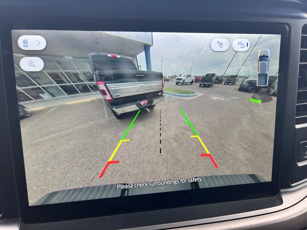 Used 2025 Gray Ford XLT image 11