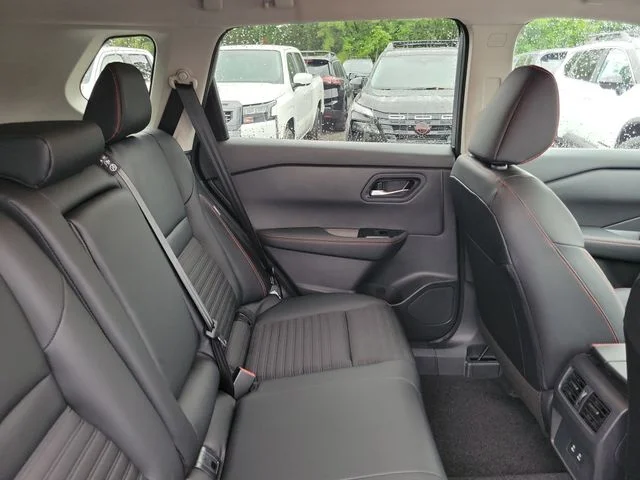 New 2026 Everest White Pearl TriCoat Nissan Rock Creek® image 30