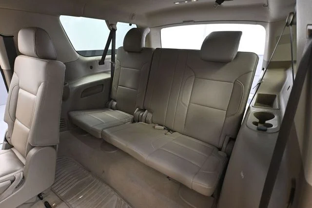 2020 Chevrolet Suburban LT - Photo 46