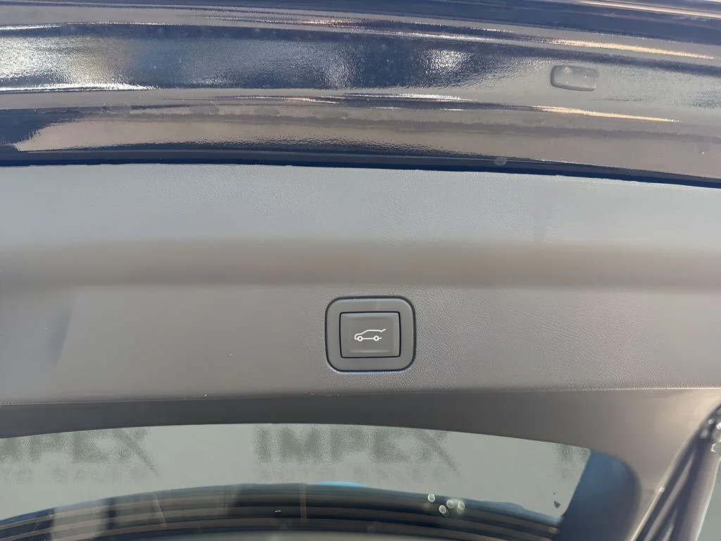 Used 2025 Black Cadillac Luxury 2 image 31