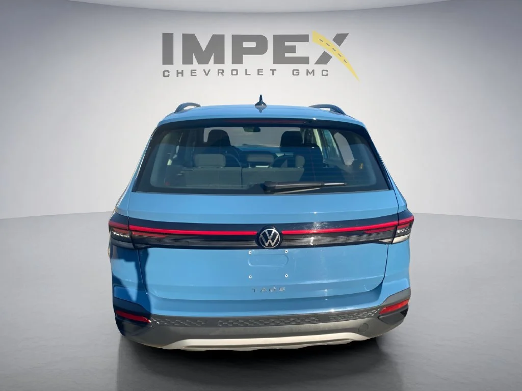 Used 2025 Blue Volkswagen S image 4