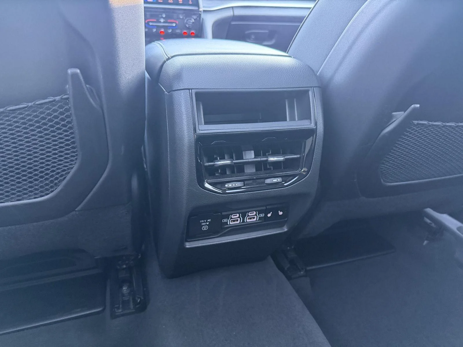 Used 2024 Silver Zynith Jeep Limited image 9