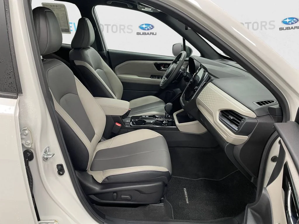 Used 2026 Crystal White Pearl Subaru Limited image 13