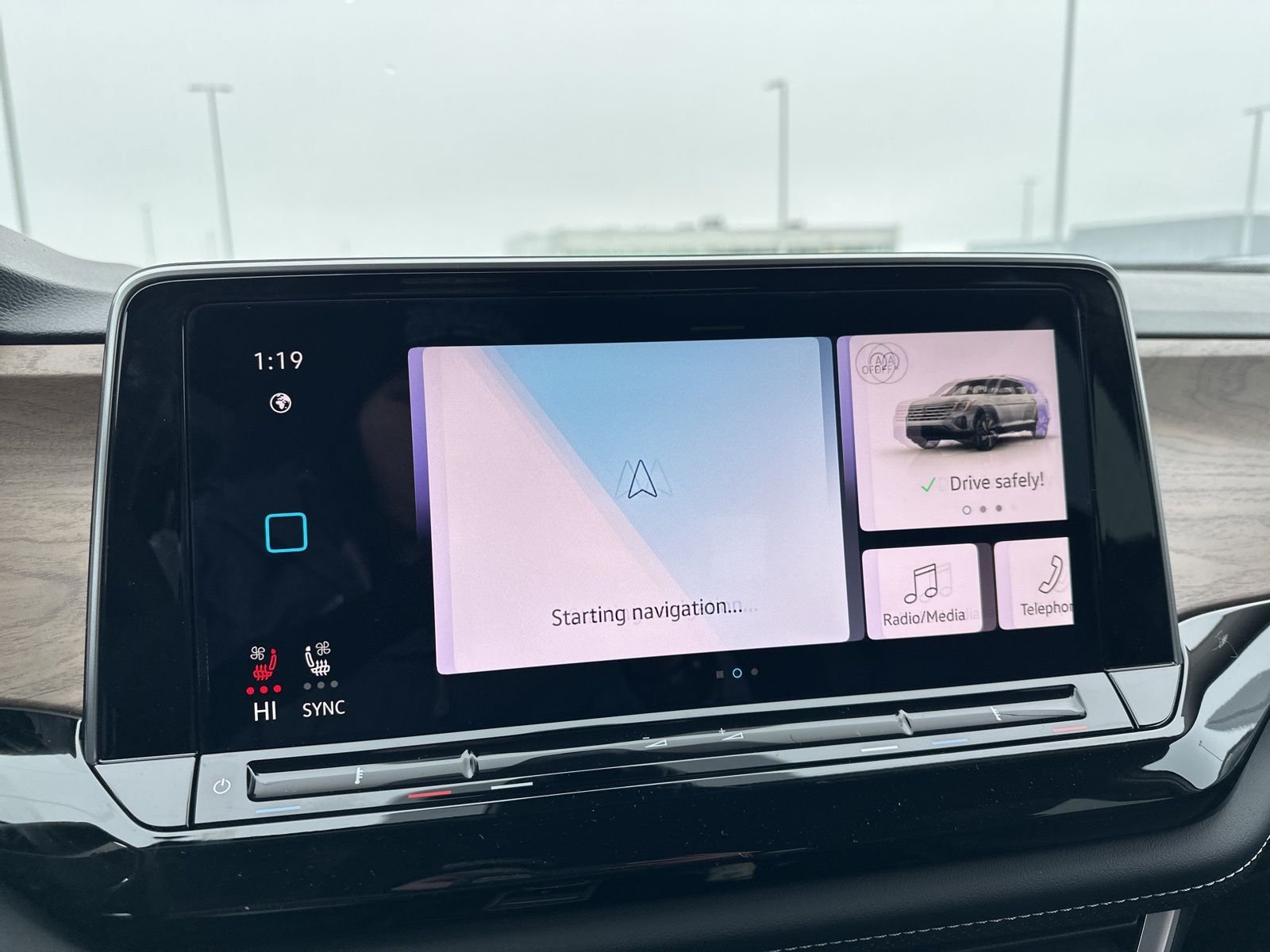 New 2026 White/off-white Volkswagen 2.0T SE w/Technology image 51