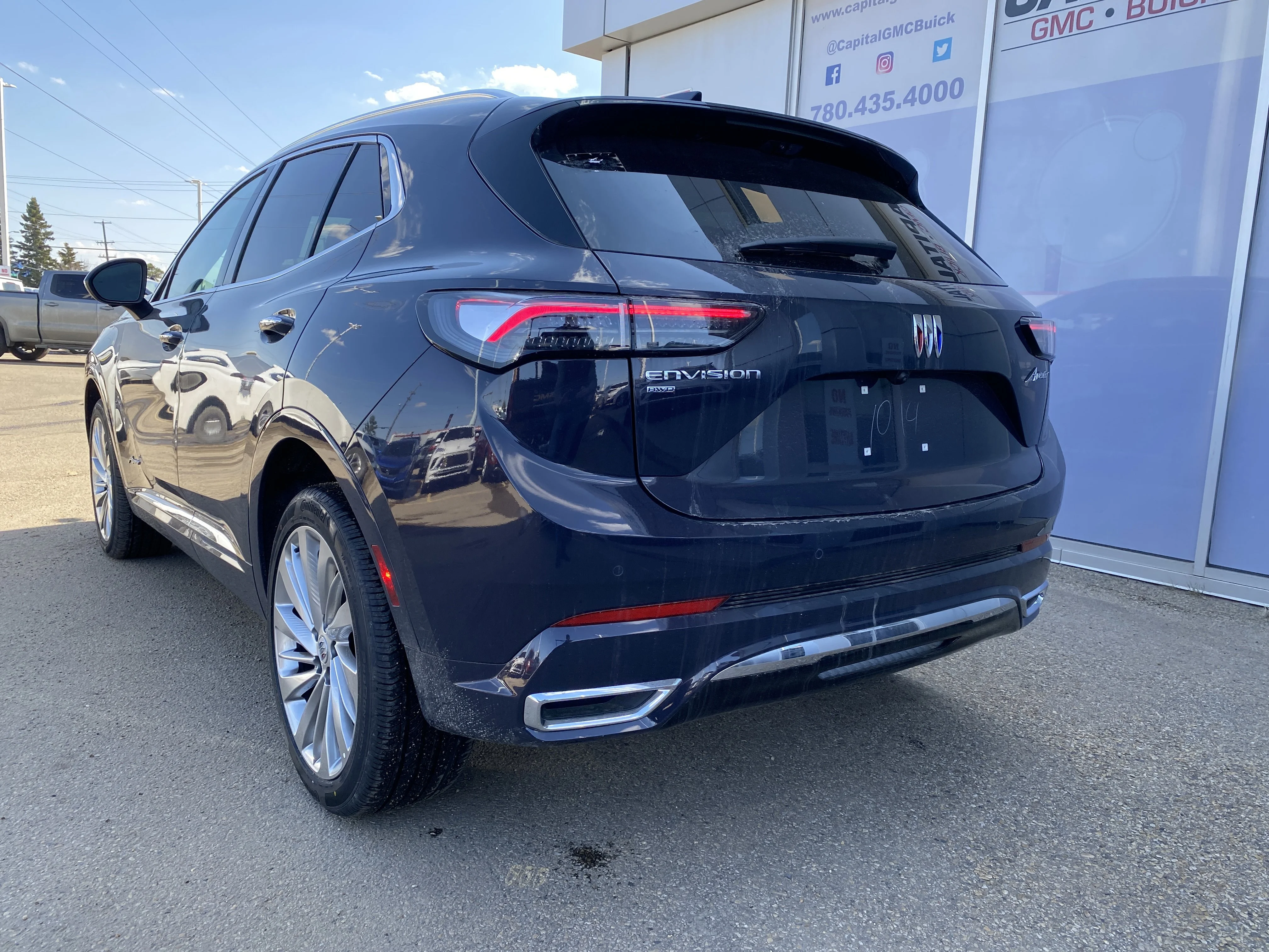 New 2026 MIDNIGHT OPAL Buick Avenir image 4