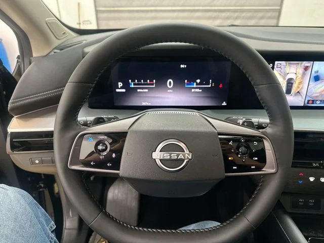 Used 2025 Black Nissan SL image 12
