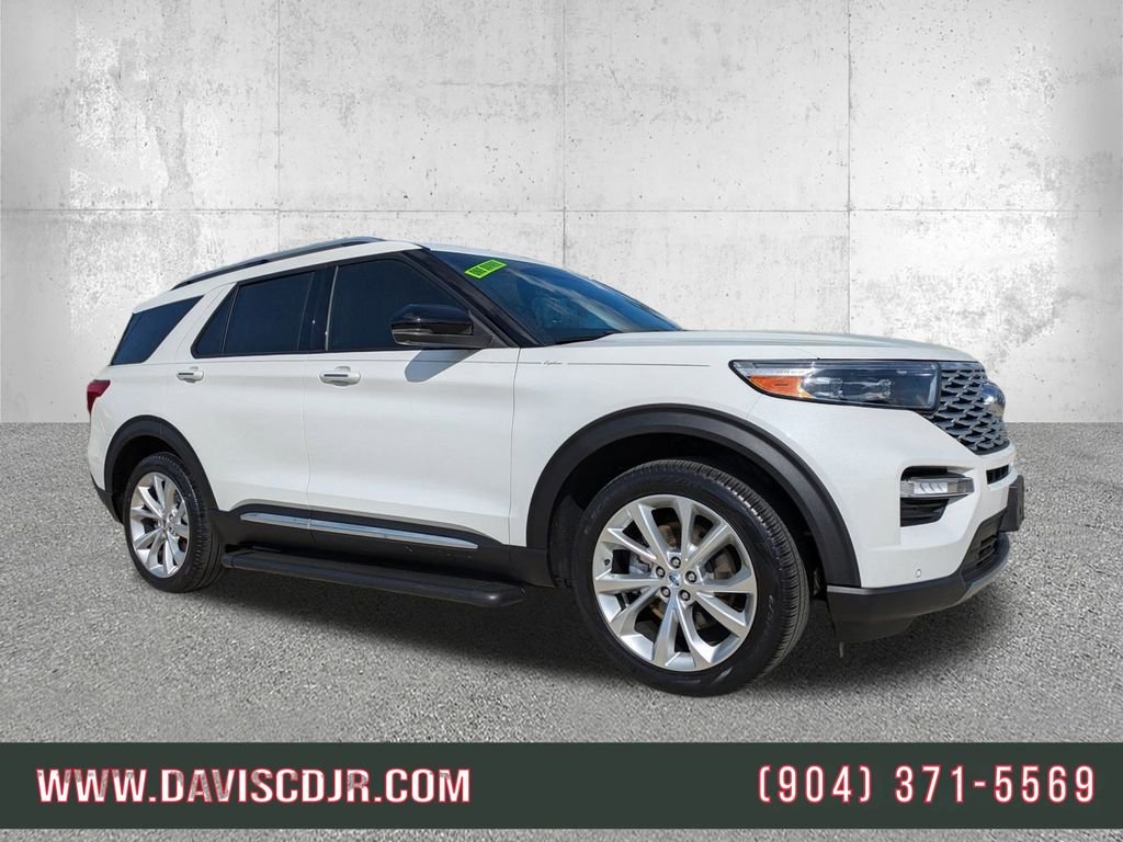 2022 Ford Explorer Platinum HEV's photo