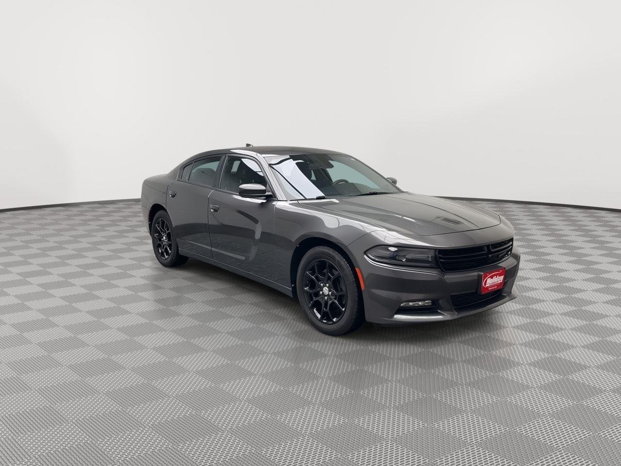 Used 2017 Granite Pearlcoat Dodge SXT image 28