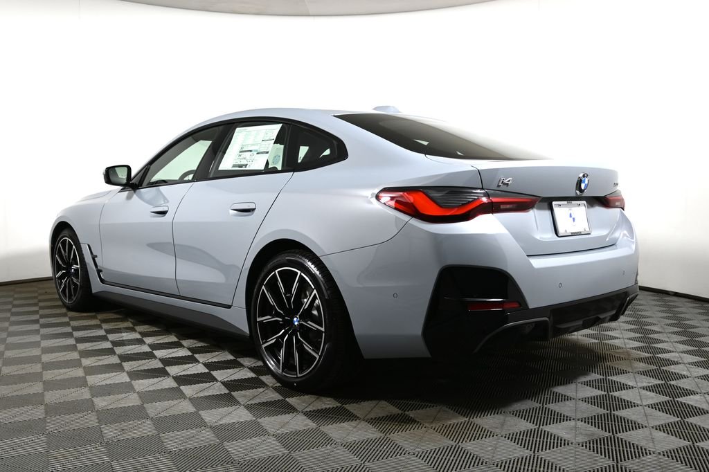 Used 2026 Gray BMW xDrive40 image 5