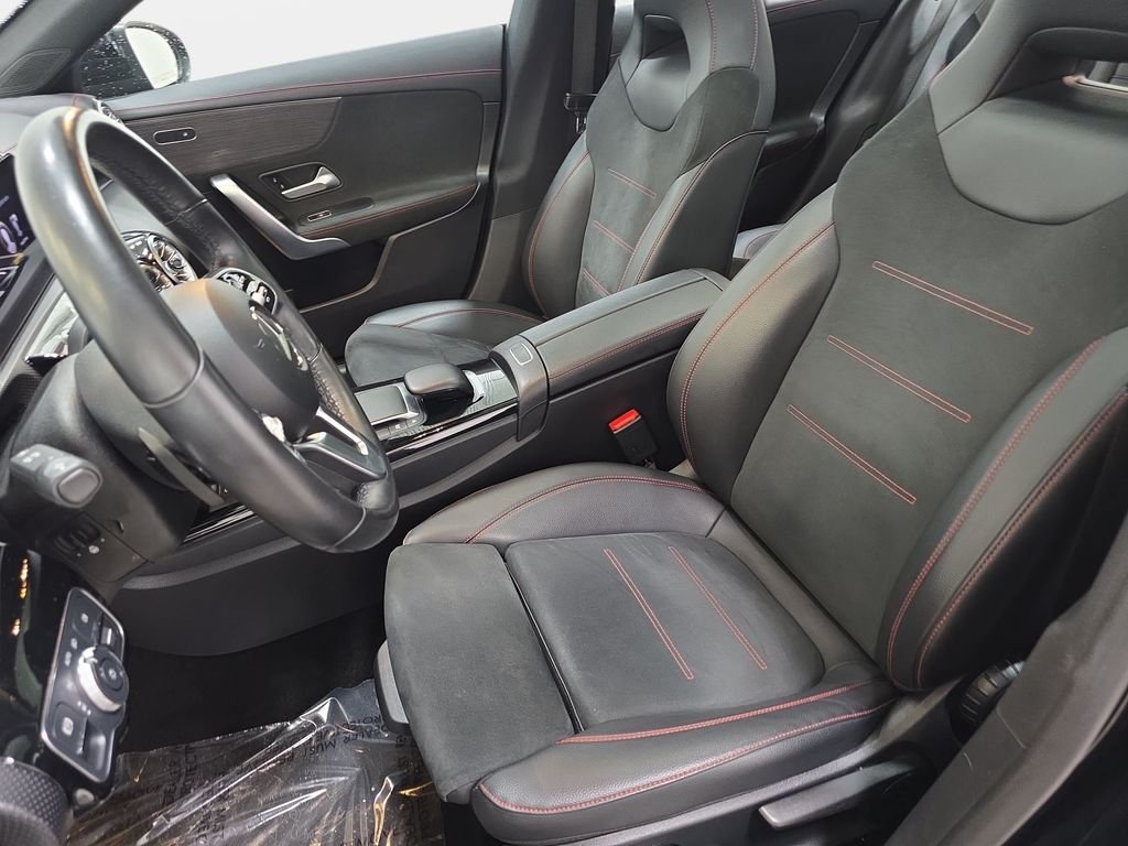 Used 2022 Black Mercedes-Benz CLA 250 image 13