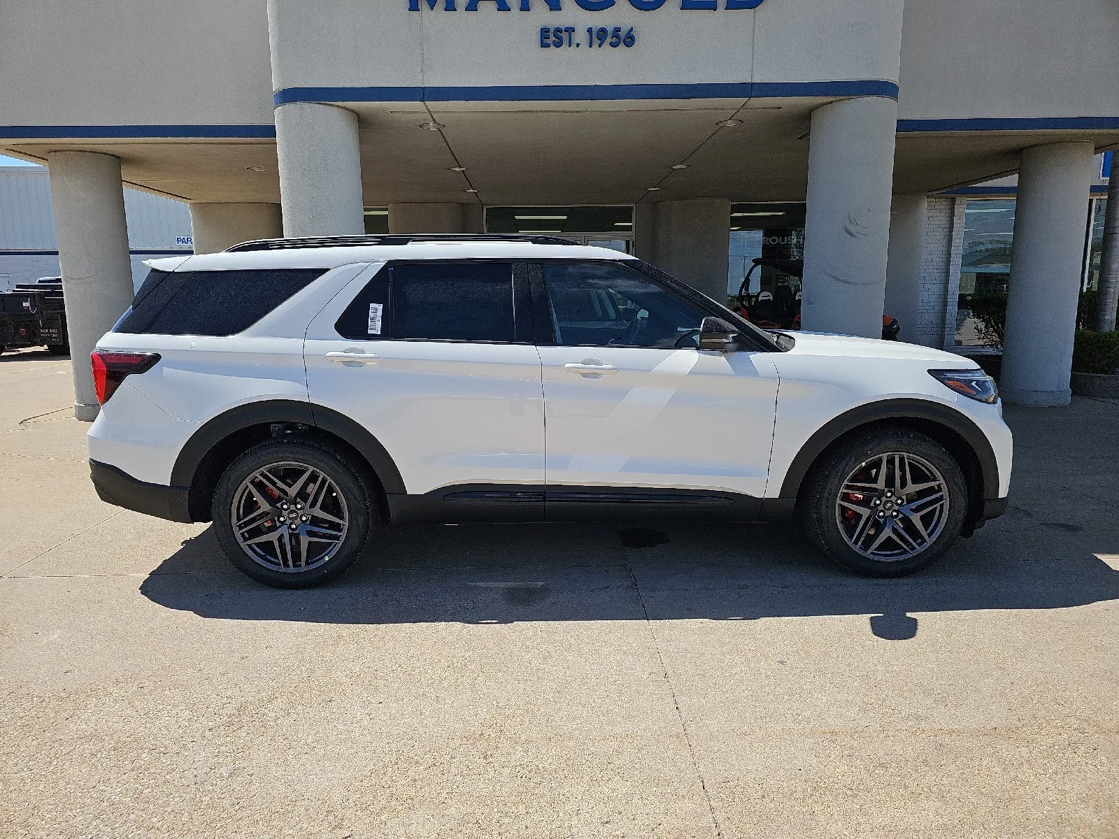 2026 Ford Explorer ST 4WD's photo
