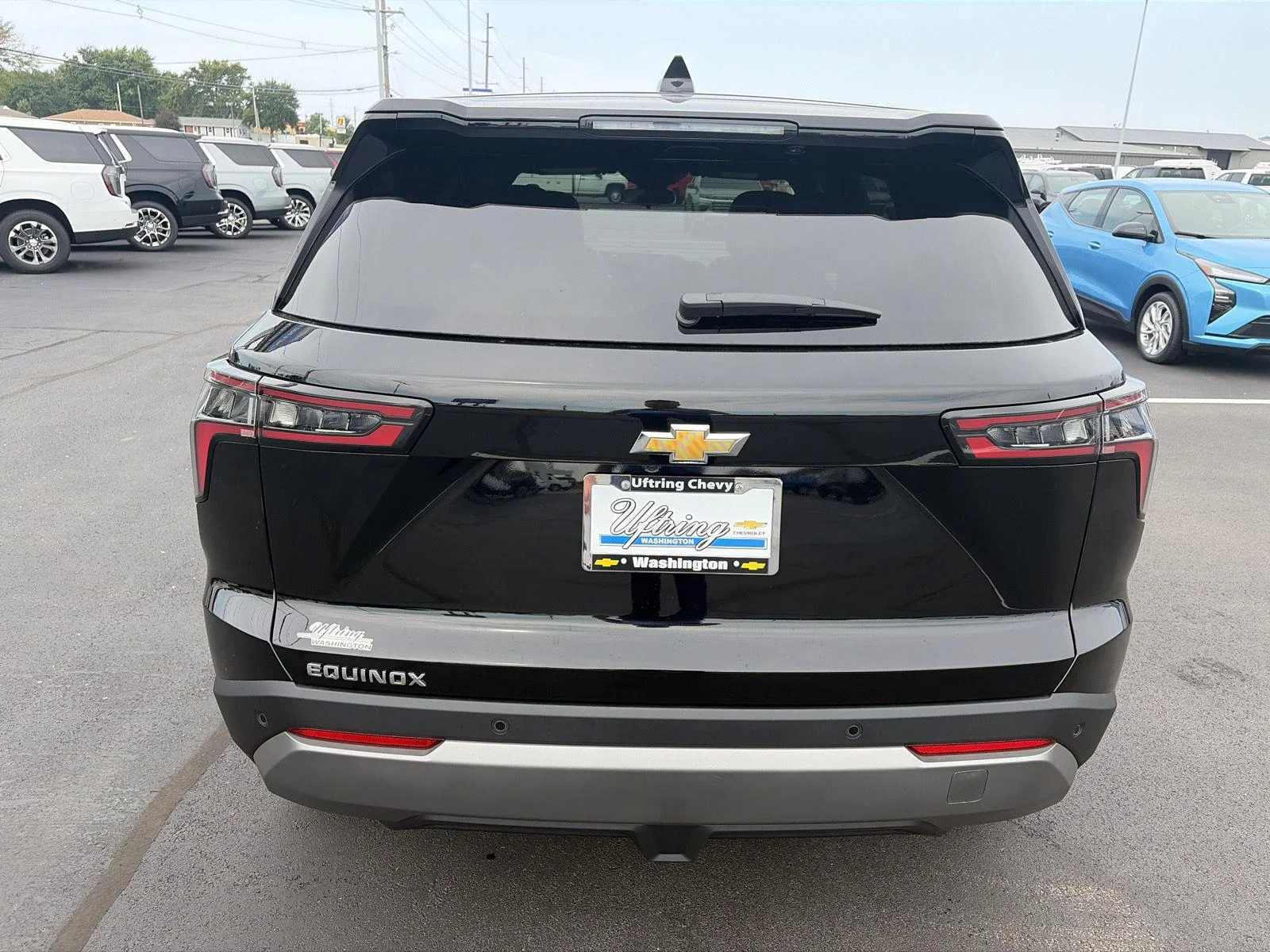 New 2027 Mosaic Black Metallic Chevrolet LT image 4