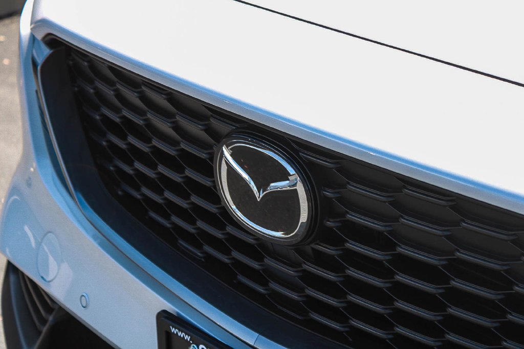 New 2026 Rhodium White Metallic Mazda 2.5 S Preferred AWD image 9