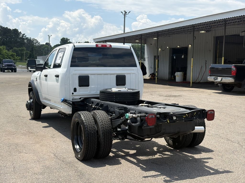2026 RAM 4500 Tradesman 4X4 Crew Cab DRW 173" WB's photo