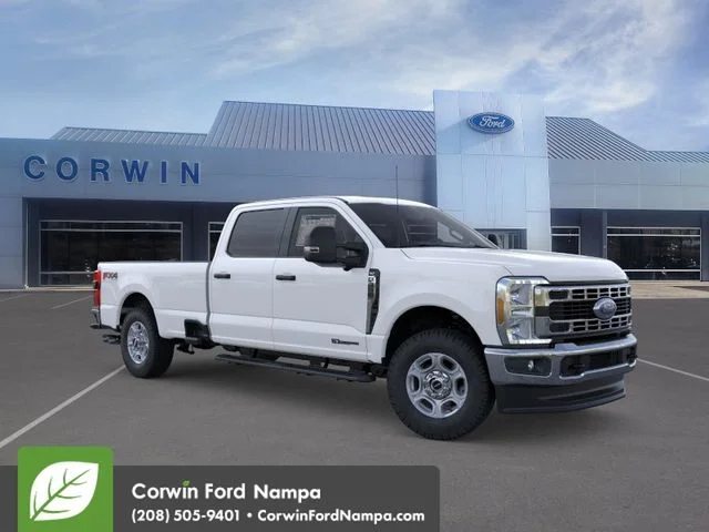 New 2026 Oxford White Ford XLT image 1