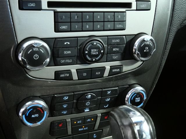 Used 2012 White Ford SEL image 21