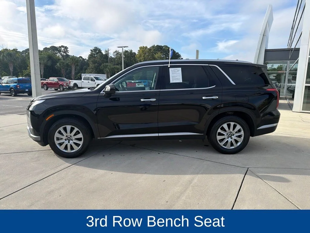 Certified Used 2025 Abyss Black Pearl Hyundai SEL image 4