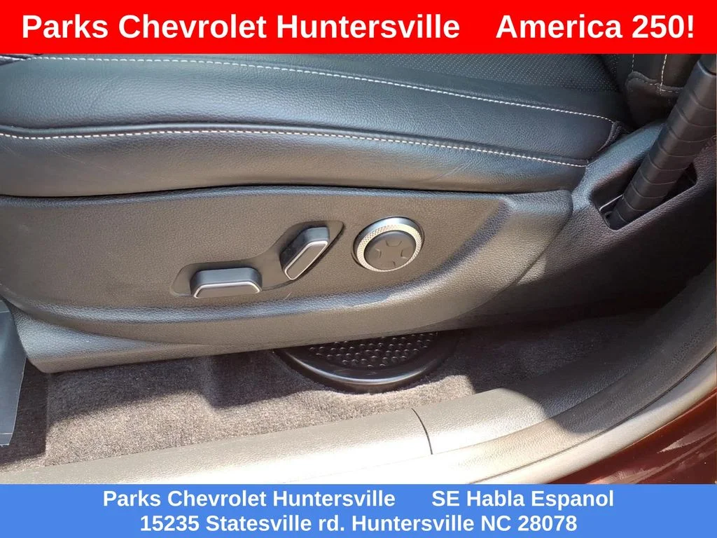 Used 2021 Red Genesis 3.5T image 18
