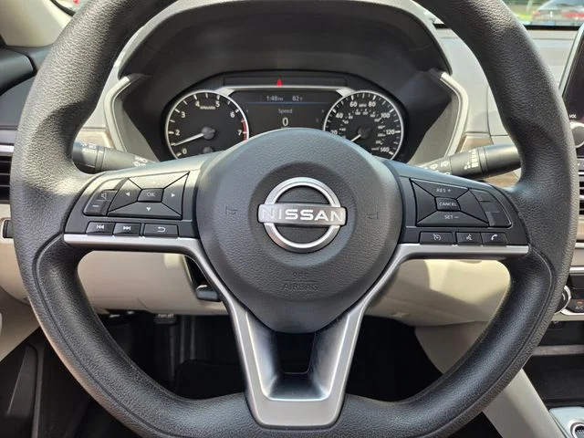 2025 Nissan Altima SV - Photo 28